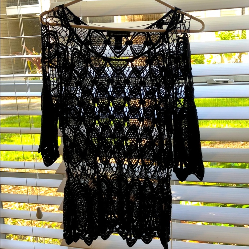 Women’s Black Crotched Top